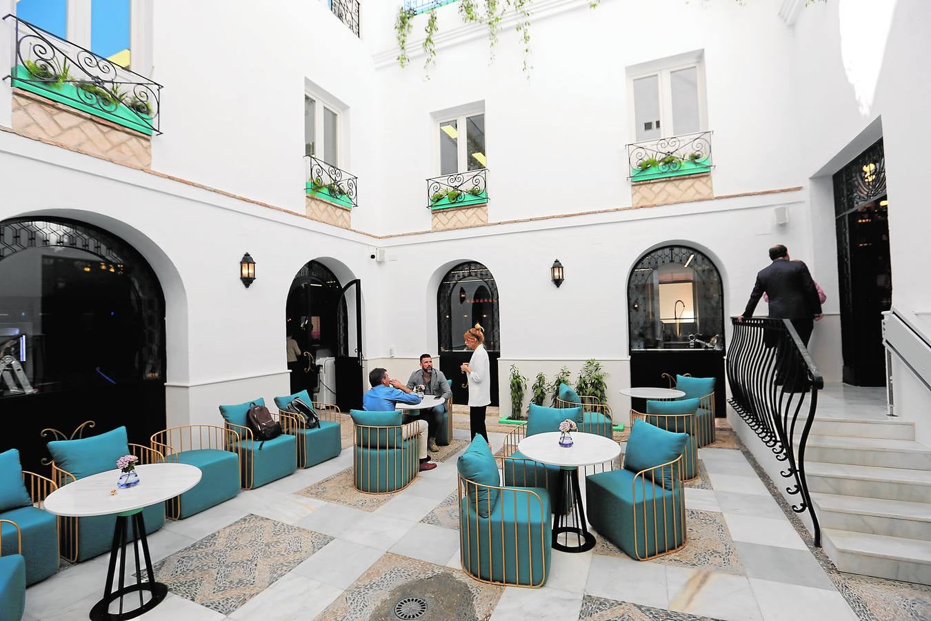 En imágenes, así es la Casa de Manolete en Córdoba tras su cambio a restaurante