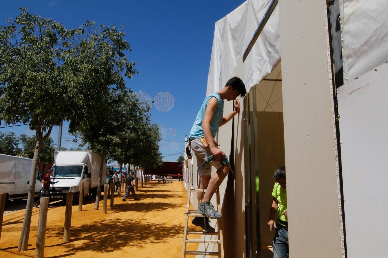 Los preparativos de la Feria de Córdoba, en imágenes