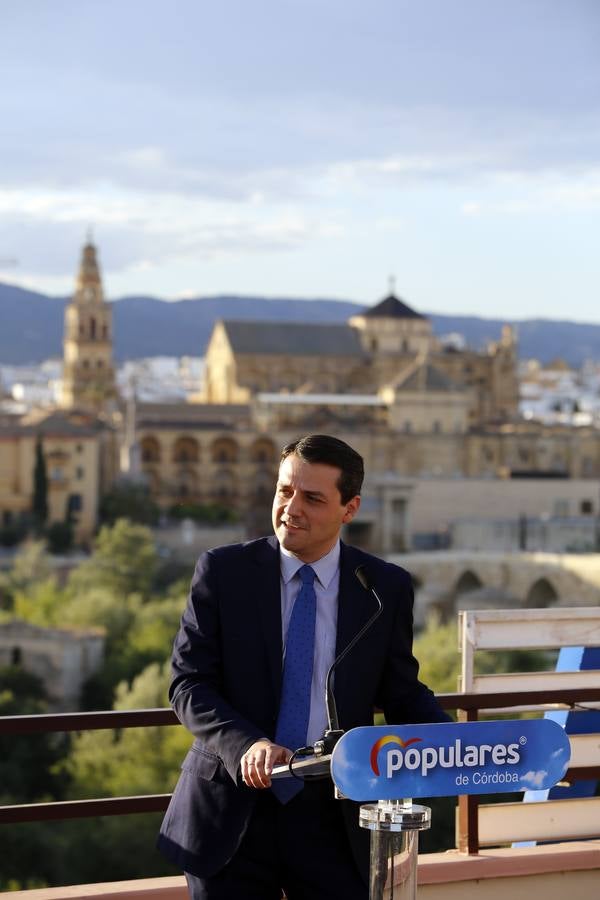 La presentación de las 10 medidas de Bellido, en imágenes