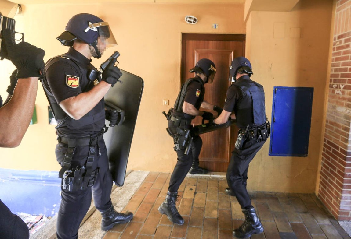 FOTOS: Golpe de la Policía Nacional al tráfico de cocaína en El Puerto