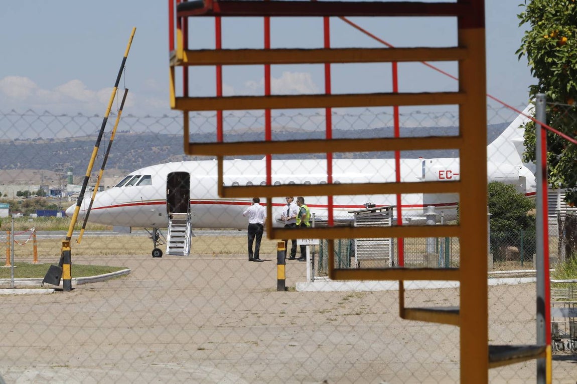 El paso por Córdoba en Falcon de Pedro Sánchez, en imágenes