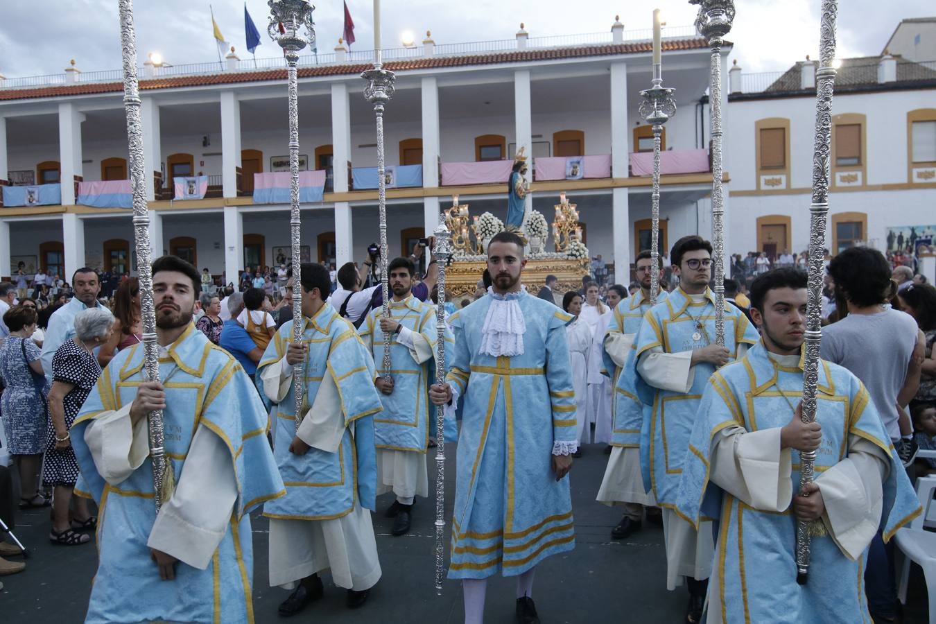 La procesión de María Auxiliadora de Córdoba, en imágenes