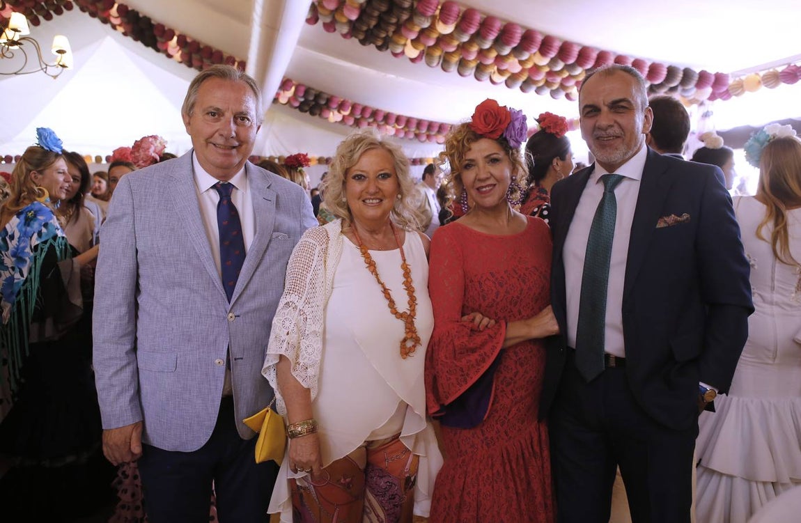 El ambiente de las casetas el sábado de la Feria, en imágenes