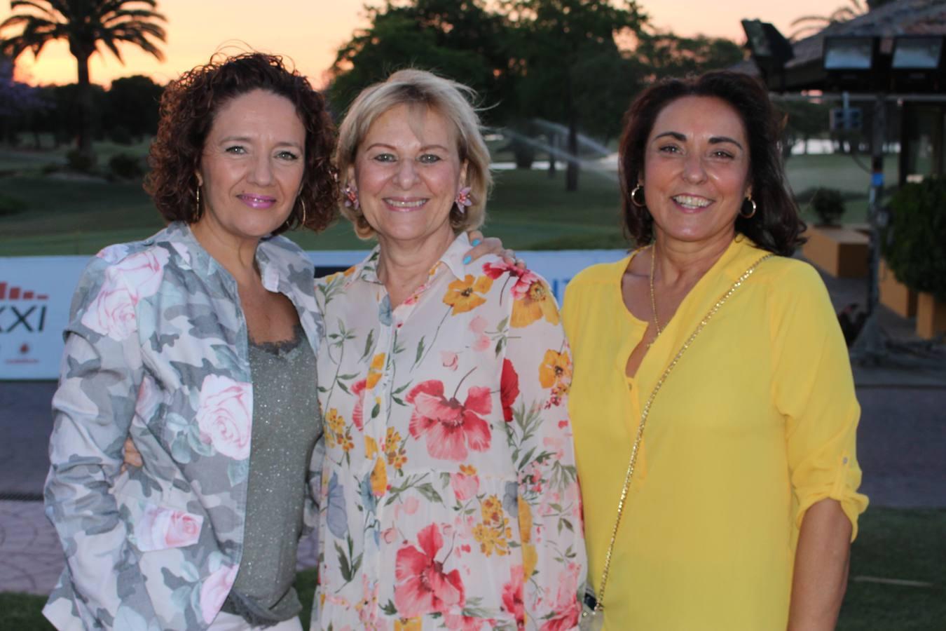 Rosa Izquierdo, Maleni Jiménez y Pilar Fernández