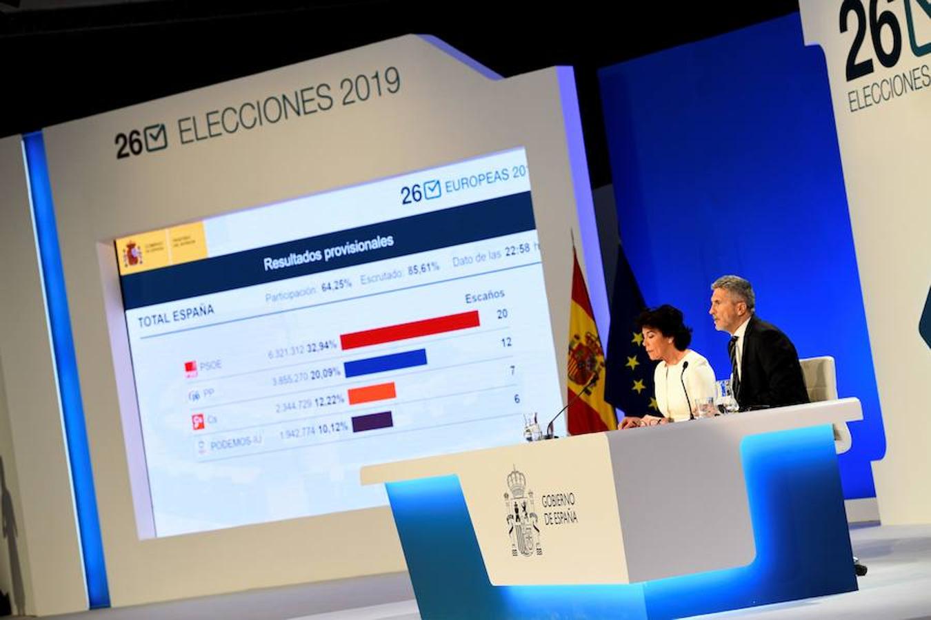 La ministra portavoz en funciones, Isabel Celaá, y el ministro del Interior, Fernando Grande-Marlaska, ofrecen los resultados provisionales de las elecciones europeas celebrados en la jornada electoral de este domingo 26 de mayo. 