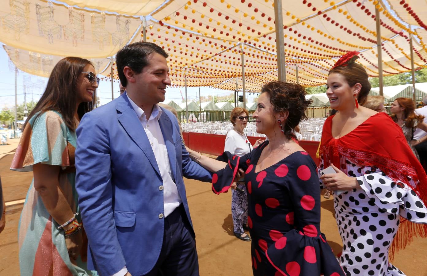 En imágenes, la jornada de los políticos en la Feria de Córdoba