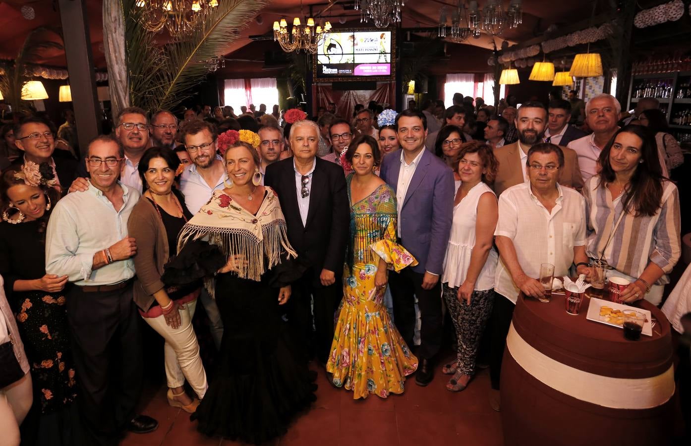 En imágenes, la jornada de los políticos en la Feria de Córdoba