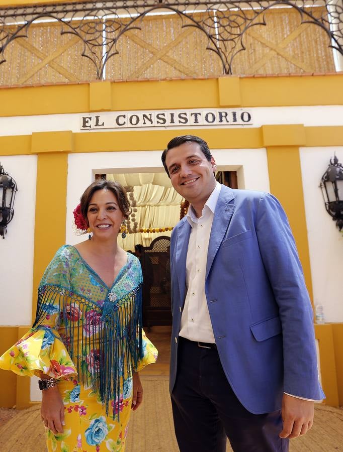 En imágenes, la jornada de los políticos en la Feria de Córdoba