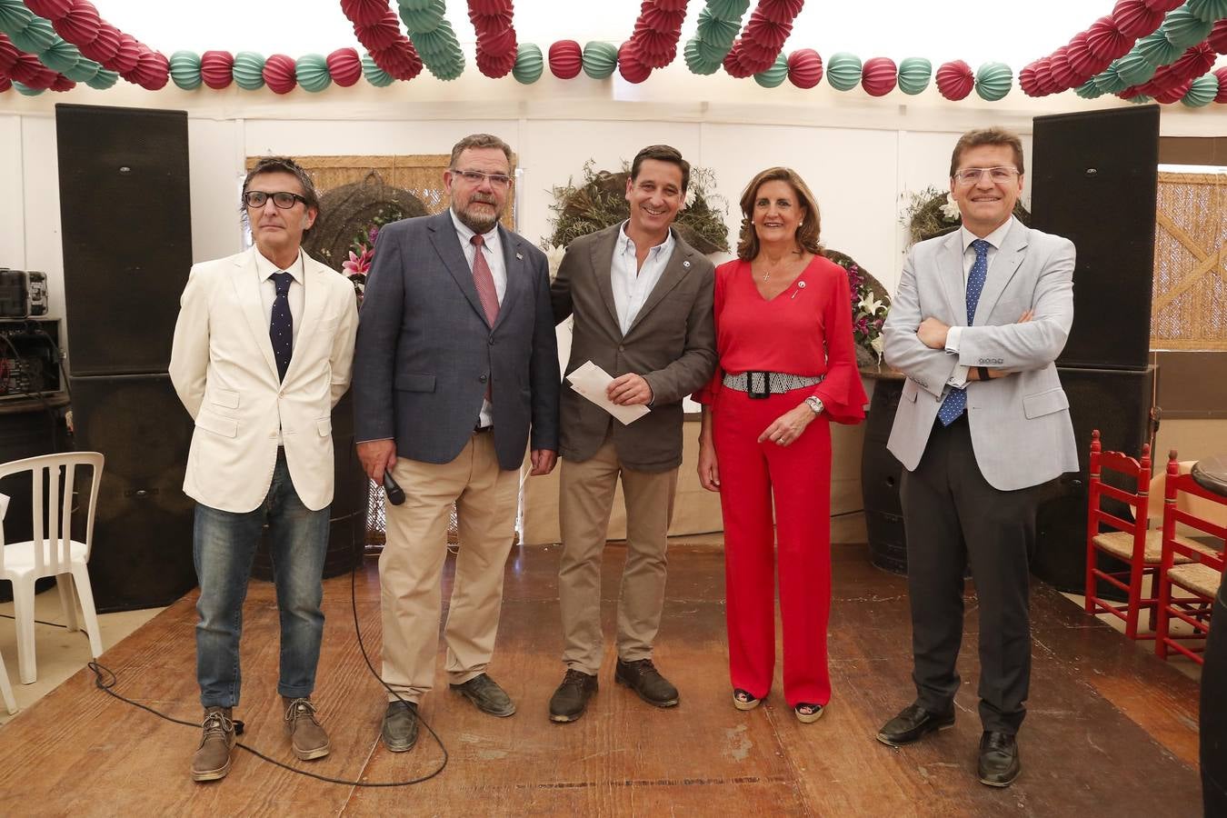 En imágenes, el ambiente en las casetas en el martes de la Feria de Córdoba 2019