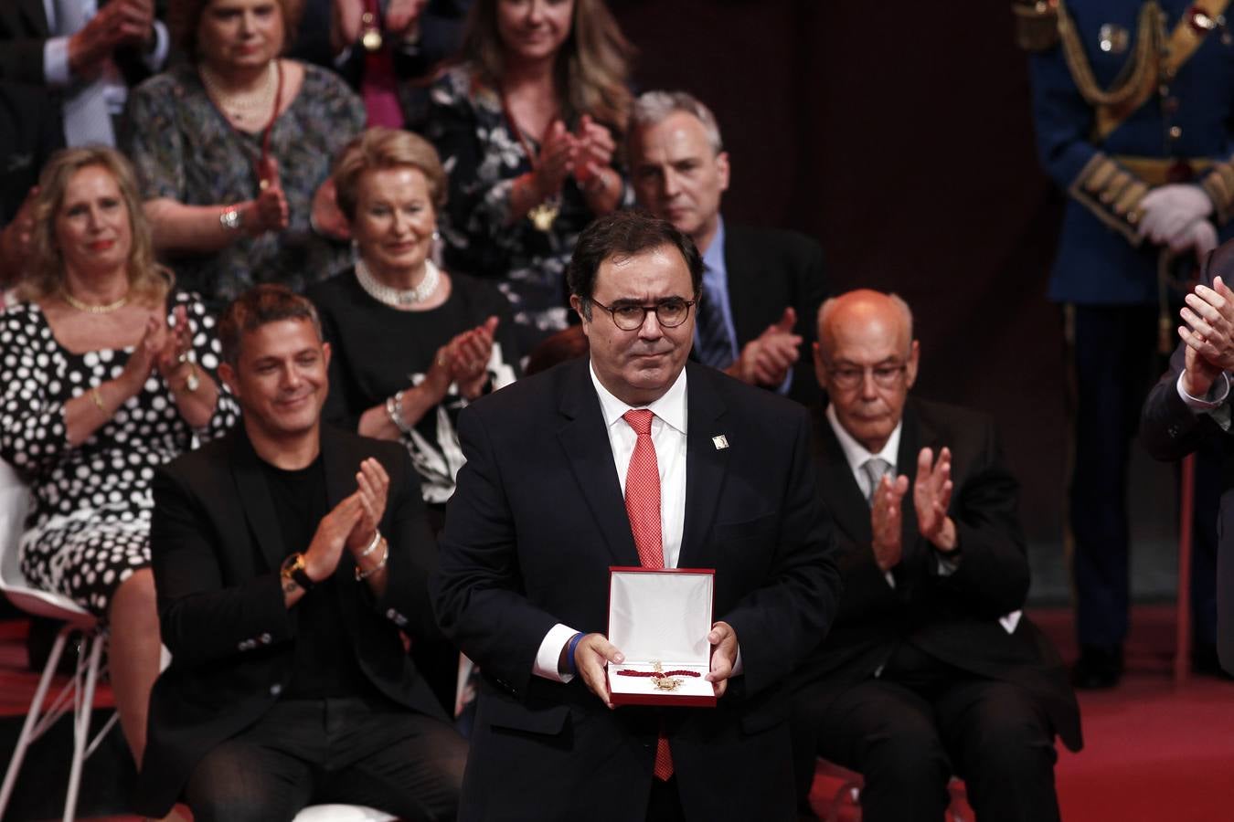 Entrega de las medallas de la ciudad de Sevilla