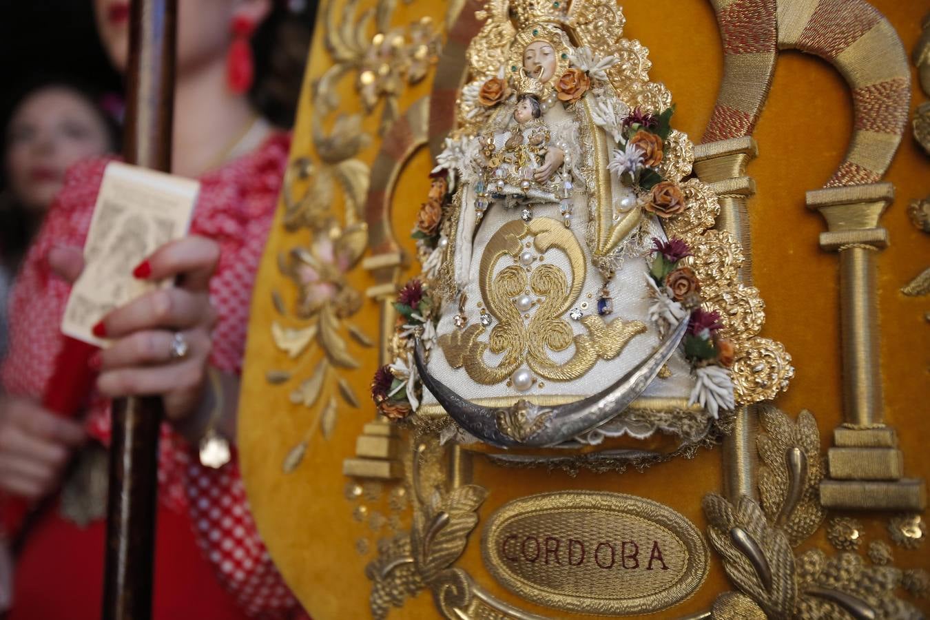 La salida de la hermandad del Rocío de Córdoba, en imágenes