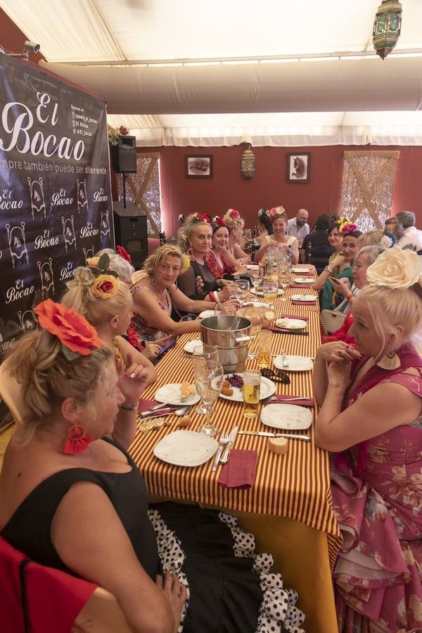 El ambiente del viernes en las casetas de la Feria de Córdoba, en imágenes