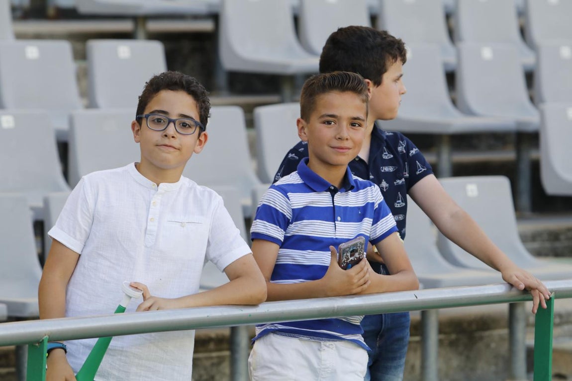Las imágenes de la grada del Córdoba CF-Osasuna