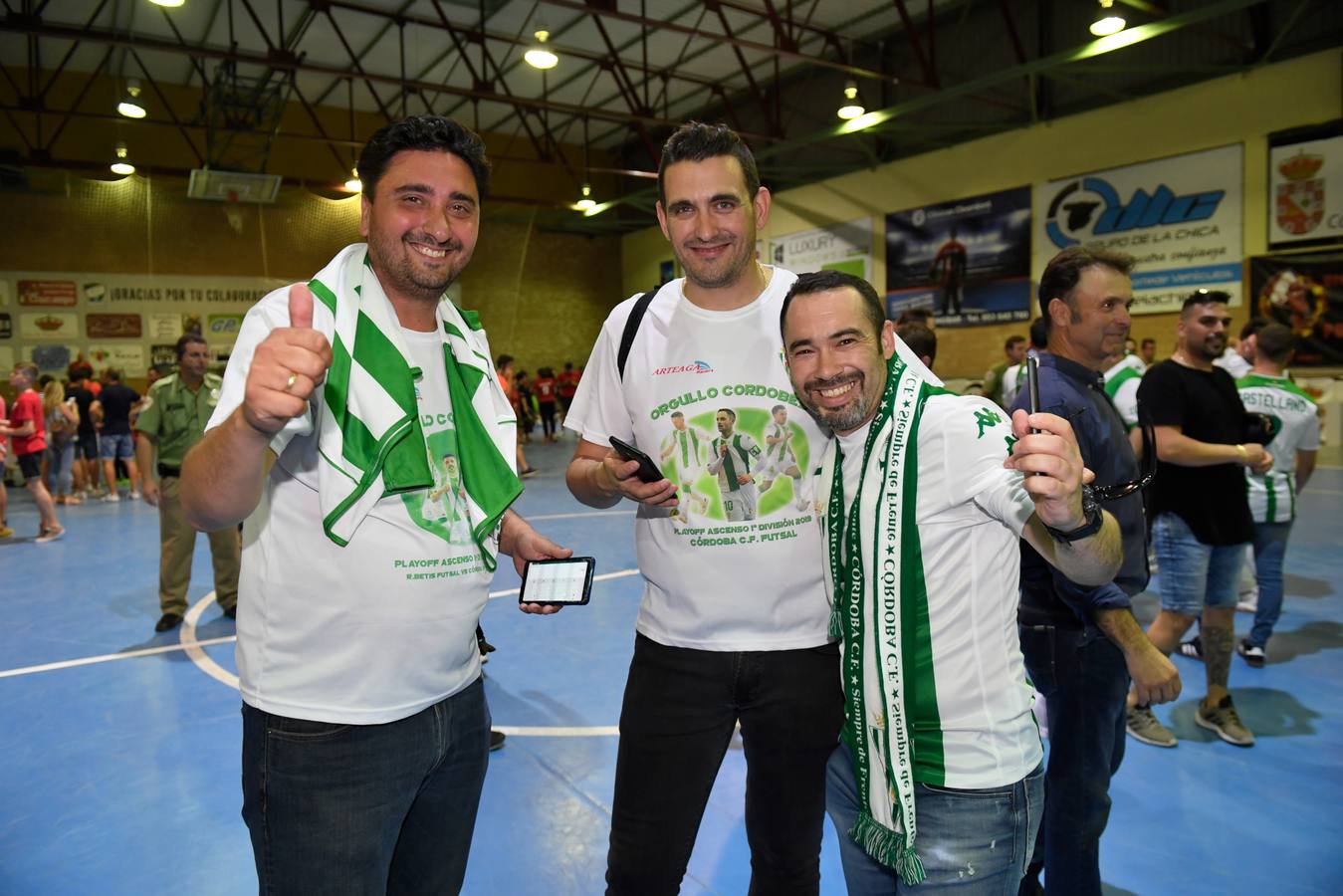 Así fue hace un año la celebración del ascenso del Córdoba Futsal, en imágenes