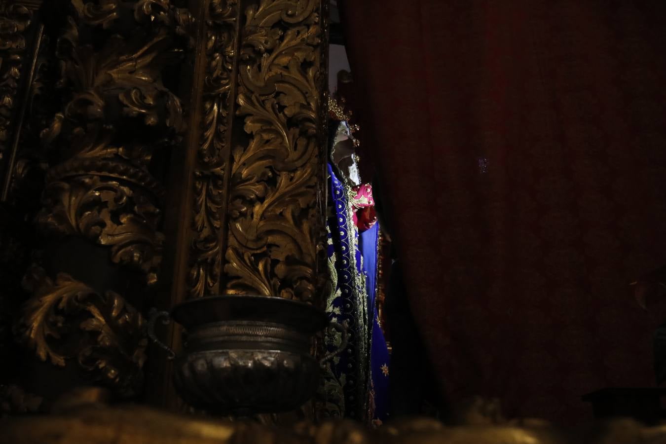 El roboen la iglesia de los Padres de Gracia, en imágenes