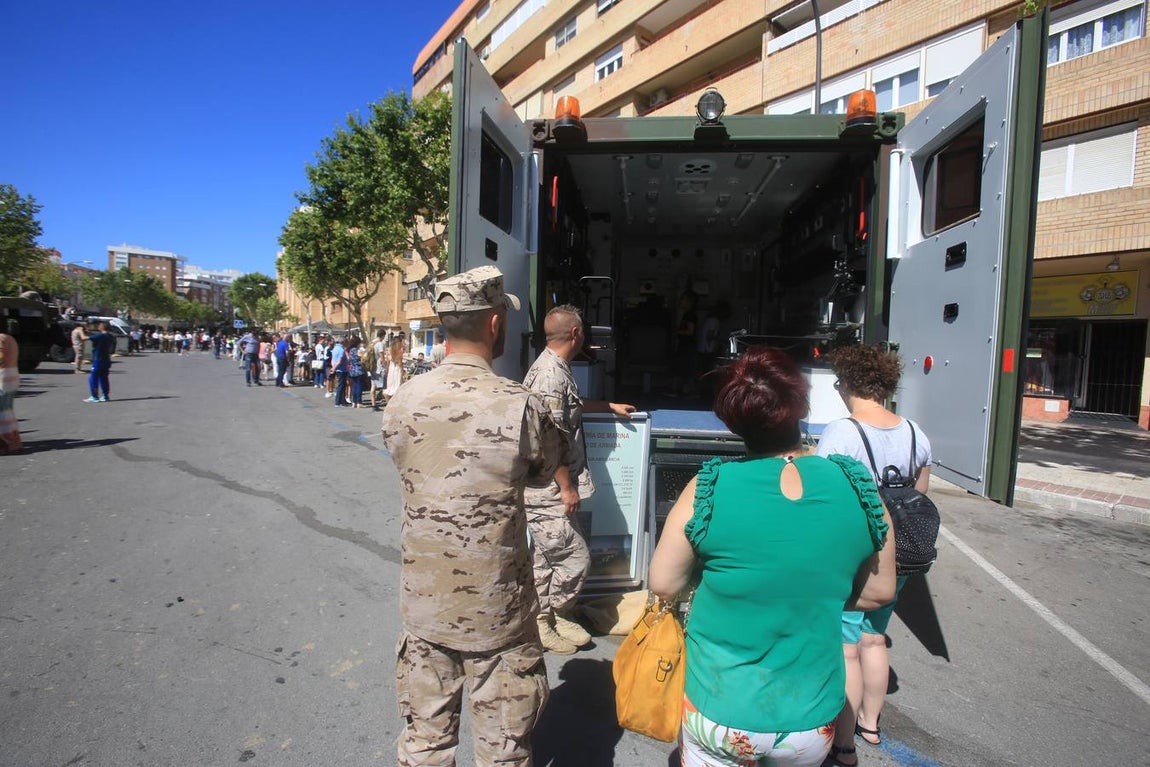 Fotos: Cádiz celebra el Día de las Fuerzas Armadas
