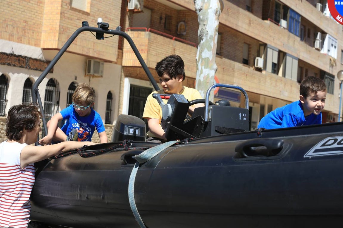 Fotos: Cádiz celebra el Día de las Fuerzas Armadas