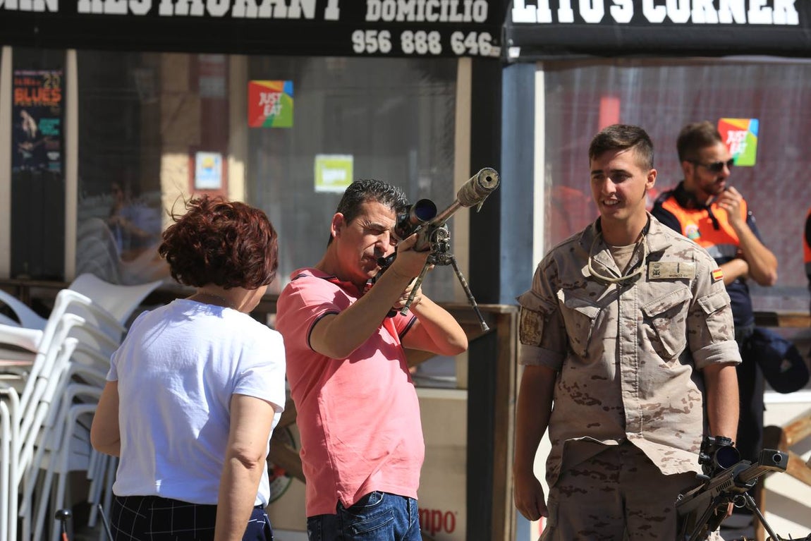 Fotos: Cádiz celebra el Día de las Fuerzas Armadas