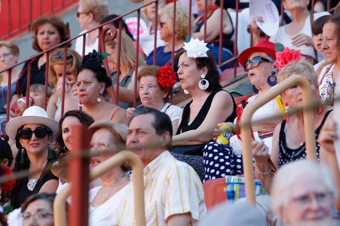 La becerrada de la mujer cordobesa en la Plaza de Toros de Los Califas, en imágenes