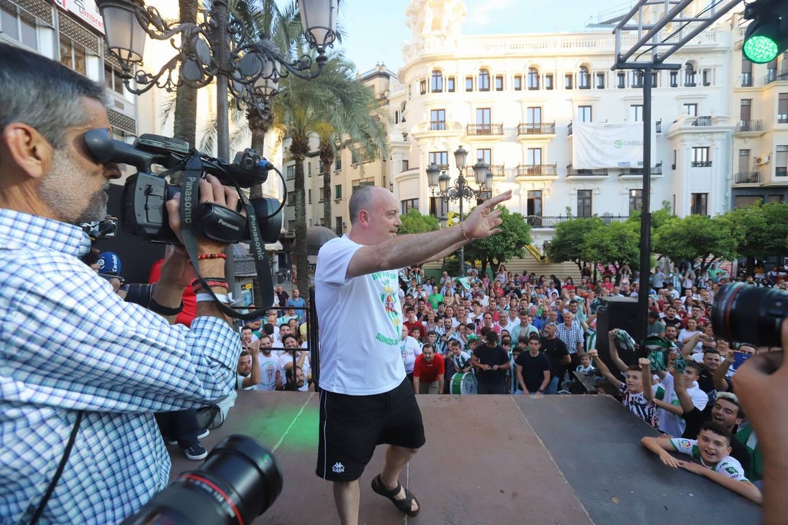 La celebración del ascenso del Córdoba Futsal en las Tendillas, en imágenes
