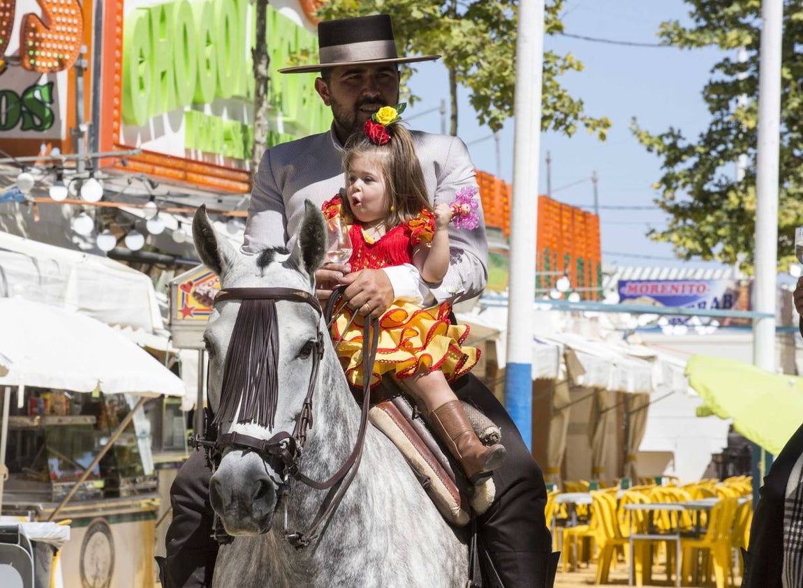 Fotos: Domingo en la Feria de El Puerto 2019