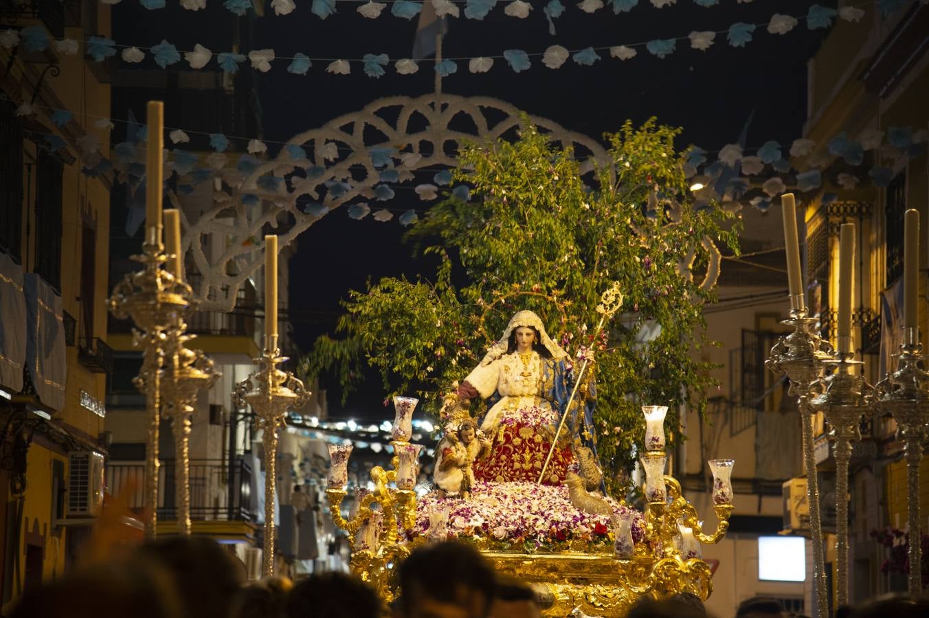 Galería de la salida del Sagrado Corazón y la Pastora de Capuchinos