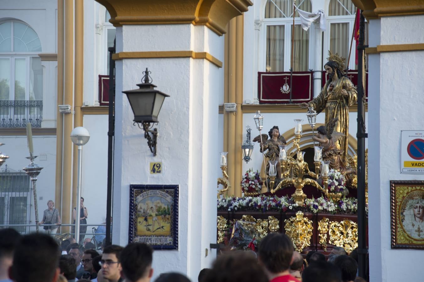 Galería de la salida del Sagrado Corazón y la Pastora de Capuchinos