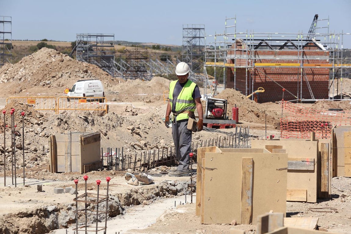 Las primeras imágenes de las obras de Puy du Fou