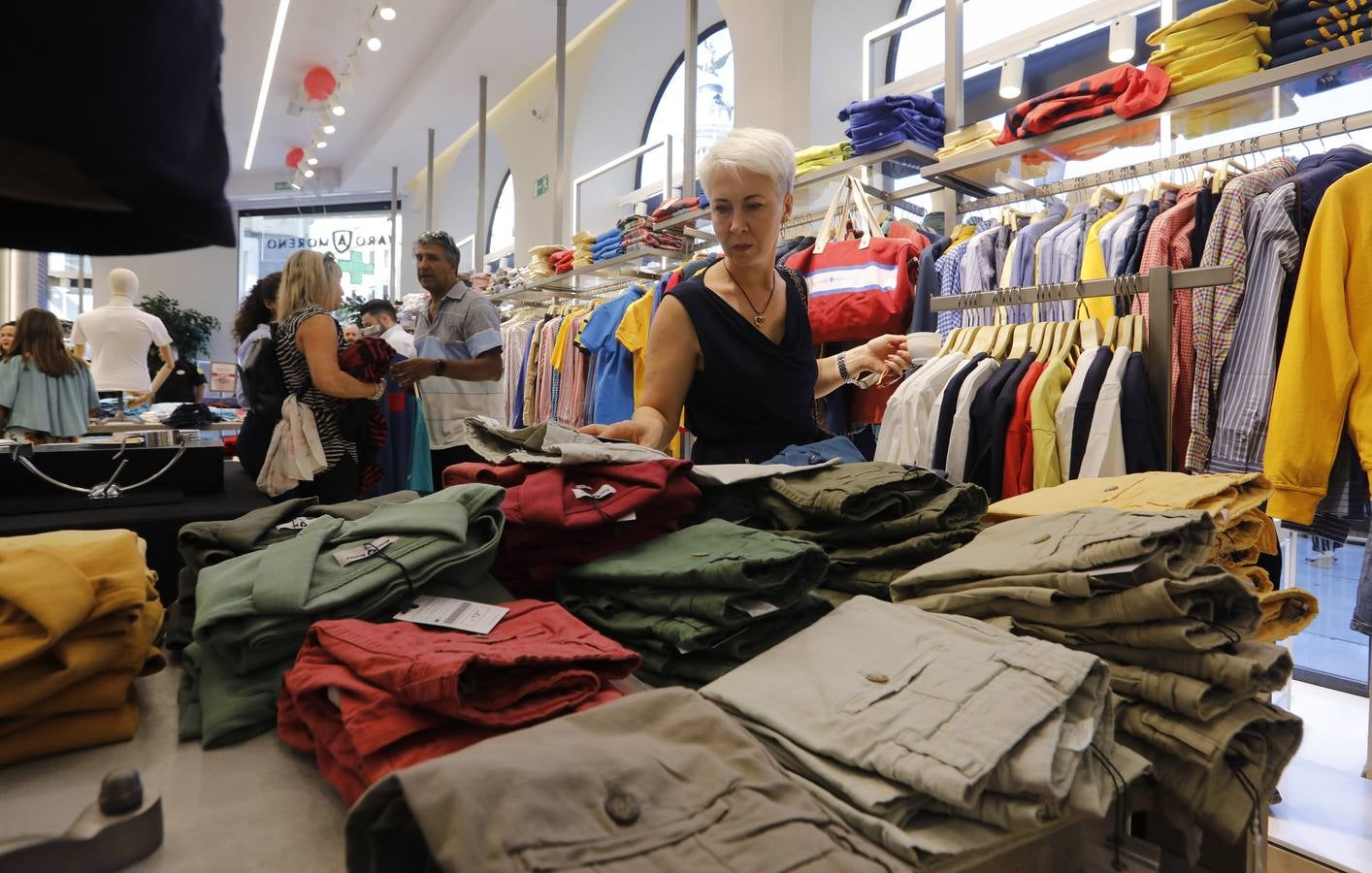 La apertura de la nueva tienda de Álvaro Moreno en Córdoba, en imágenes