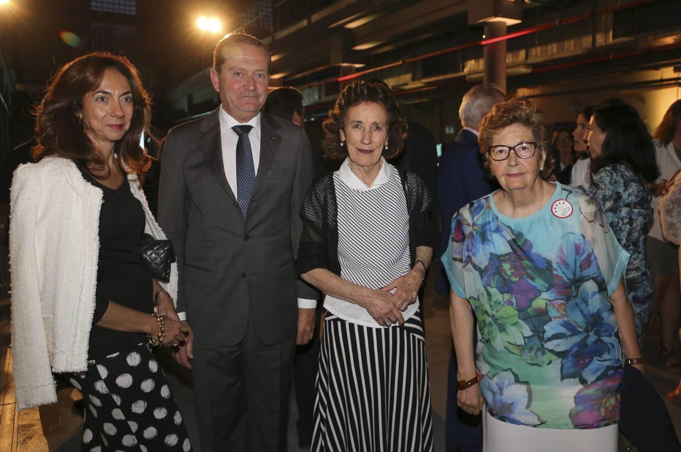 Mª José Fernandez de Arévalo , Miguel Enrile , Mª Luisa Guardiola y Ana María Álvarez.