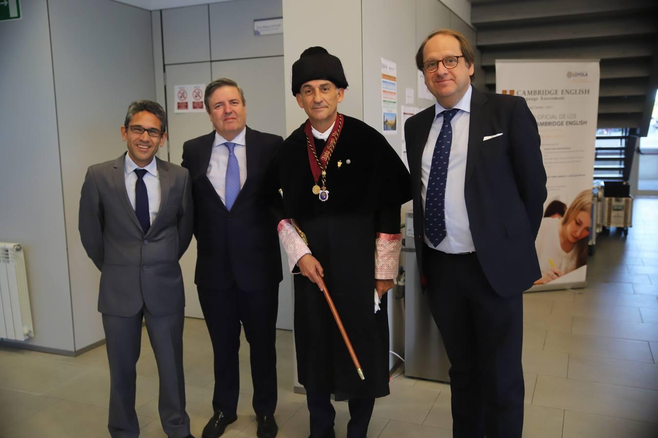 Acto de graduación de la Universidad Loyola en Córdoba, en imágenes