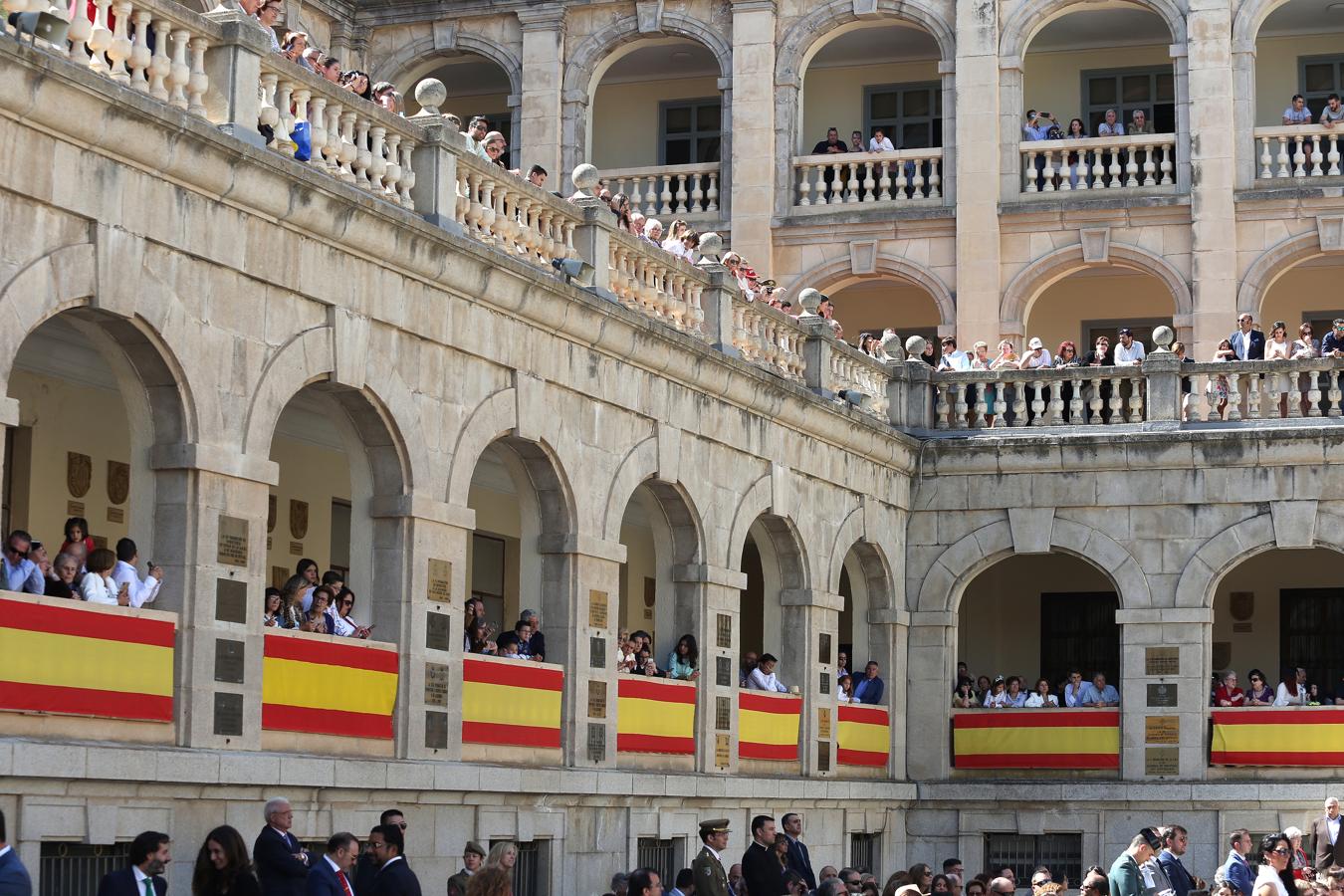 Masiva jura de bandera en la Academia de Infantería