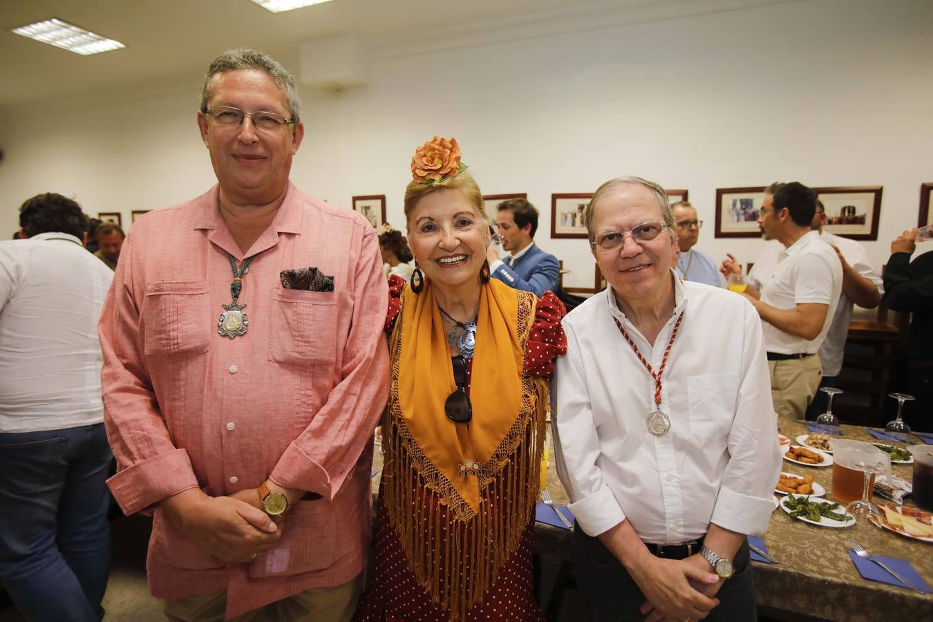 Miguel Cruz Giráldez, Maruja Vilches, yAlberto Máximo Pérez Calero