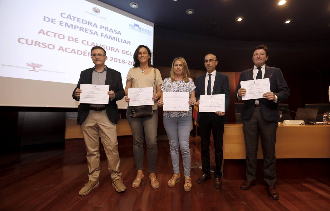 El cierre del curso de la Cátedra Prasa Empresa Familiar en Córdoba, en imágenes