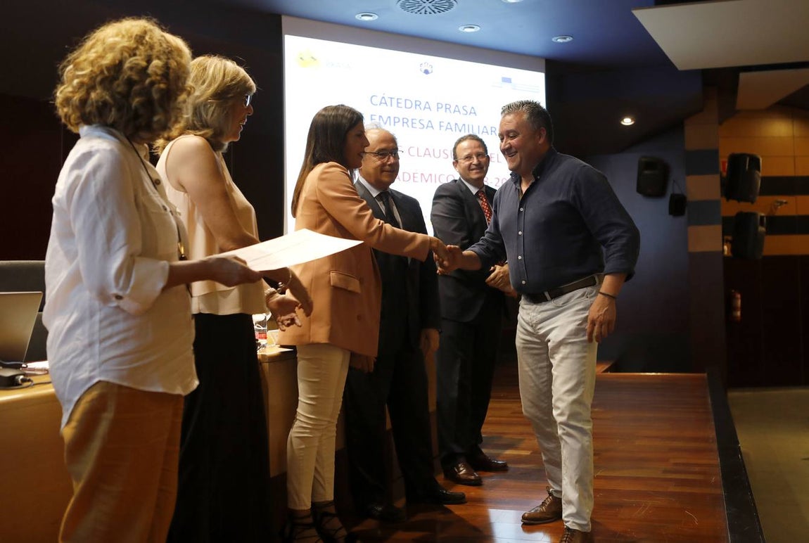 El cierre del curso de la Cátedra Prasa Empresa Familiar en Córdoba, en imágenes