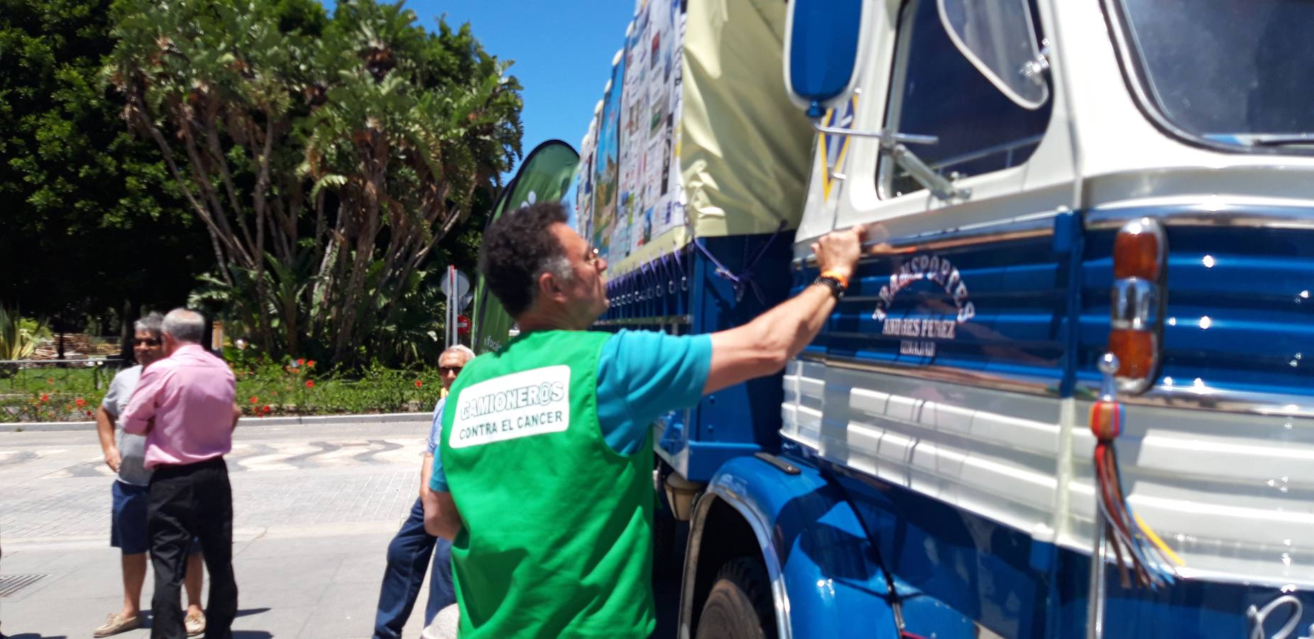 Camioneros Contra el Cáncer de la AECC en Cádiz