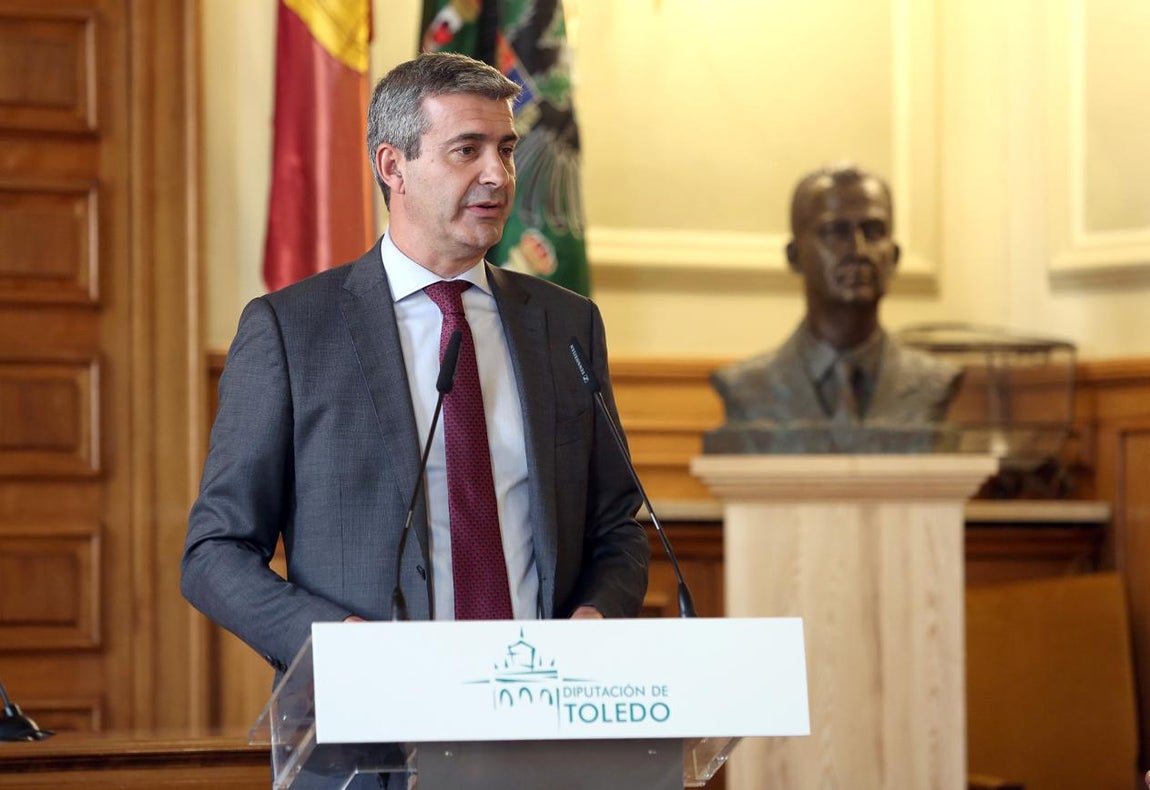 La entrega de la Medalla de Oro a Tofiño, en imágenes