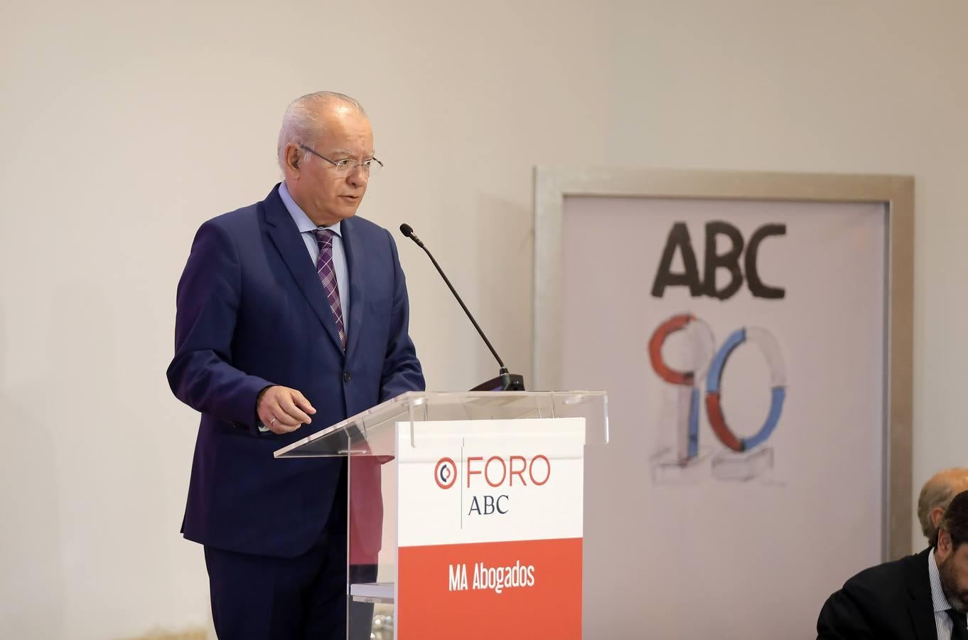 El director de ABC de Sevilla, Álvaro Ybarra, durante su intervención