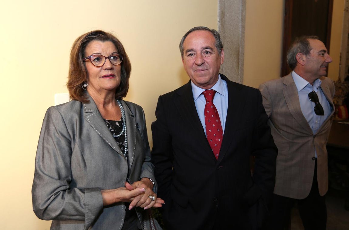 La toma de posesión de Milagros Tolón, en imágenes