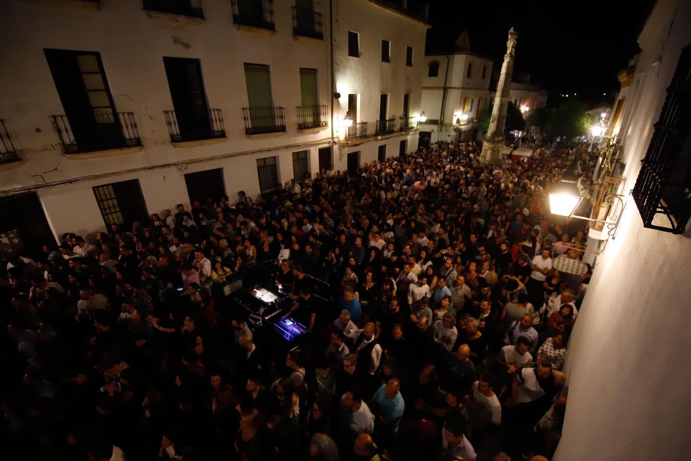 El concierto de Esperanza Fernández en la Noche Blanca, en imágenes