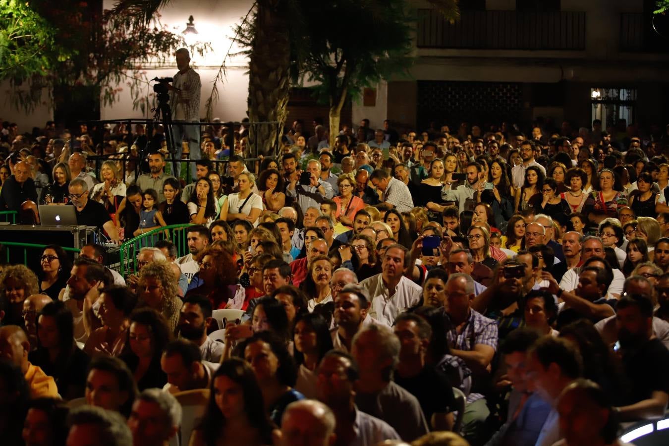 El derroche de voz de La Macanita en Córdoba, en imágenes