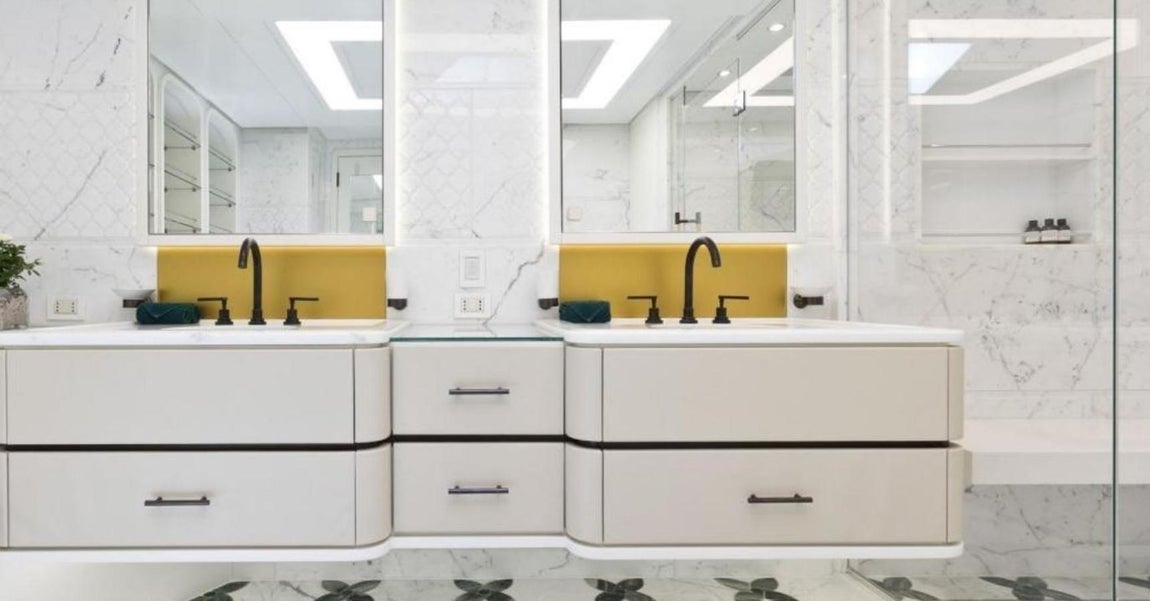 Khalilah. Las suites principales se abren a enormes cuartos de baño dobles