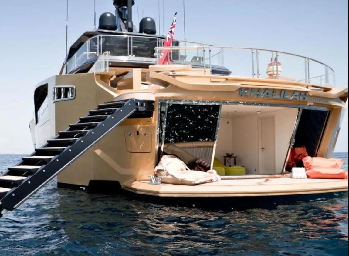 Khalilah. Es capaz de navegar con una carga de 485 toneladas