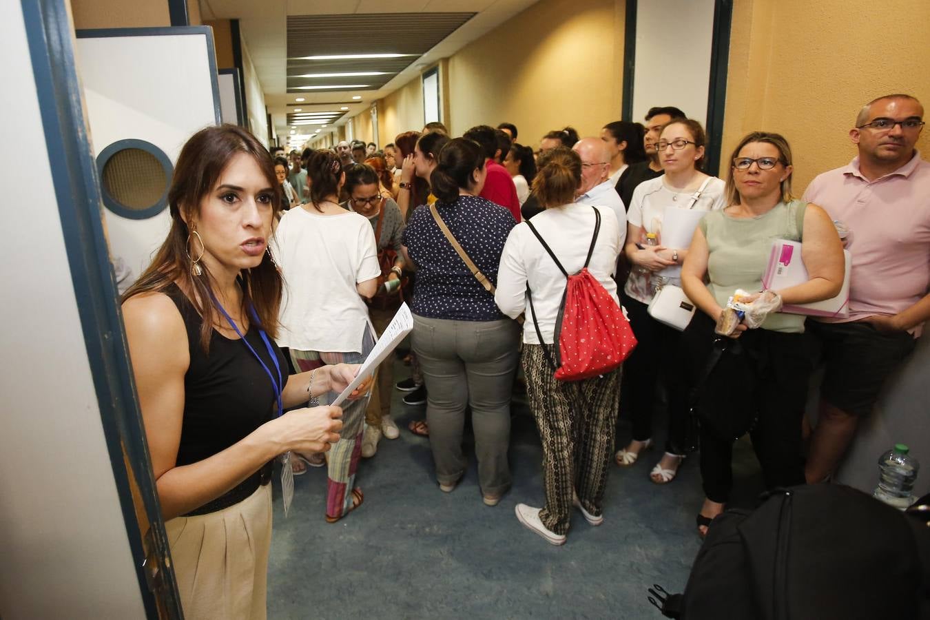 Las oposiciones de maestro en Córdoba, en imágenes