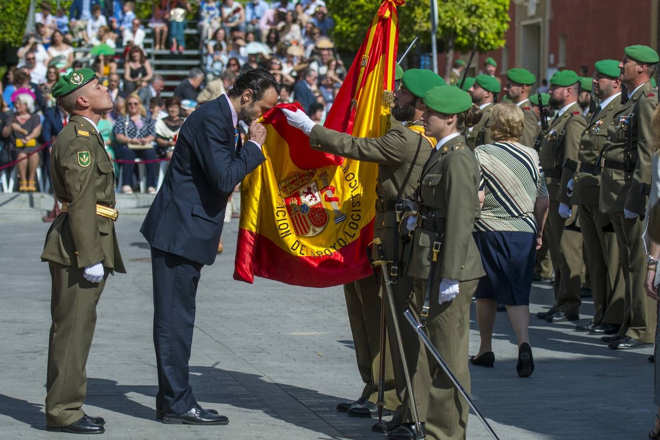 Jura de bandera civil en Gines