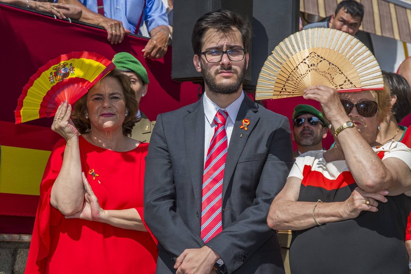 Jura de bandera civil en Gines