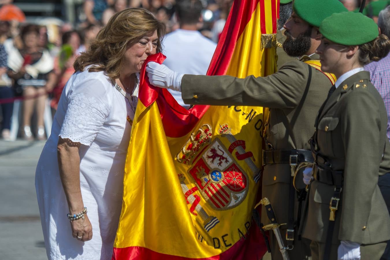 Jura de bandera civil en Gines