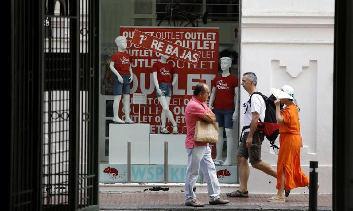 Los descuentos se adelantan en Córdoba a las rebajas de verano