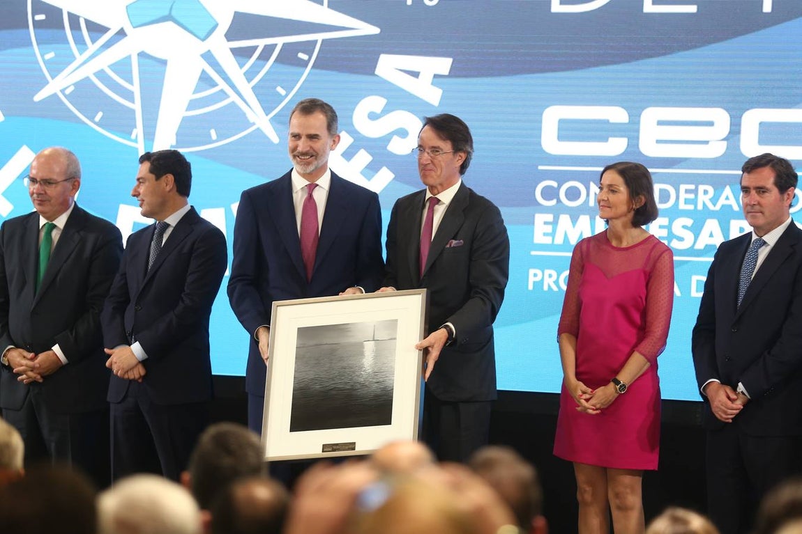 FOTOS: El Rey preside la &#039;Noche de la empresa&#039; en Rota