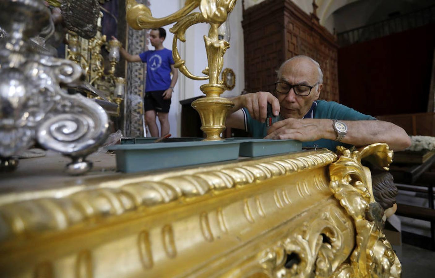 En imágenes, los preparativos de la procesión por el Año Jubilar del Sagrado Corazón